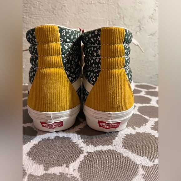 Vans Style 38 High-Tops with Red and Green Accents like new streetwear colorful - Picture 4 of 10